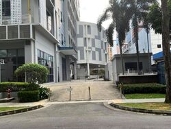 Hh @ Kallang (D13), Factory #636146301